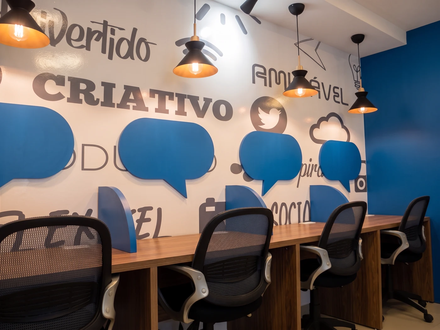 Espaço de coworking da unidade Luzia