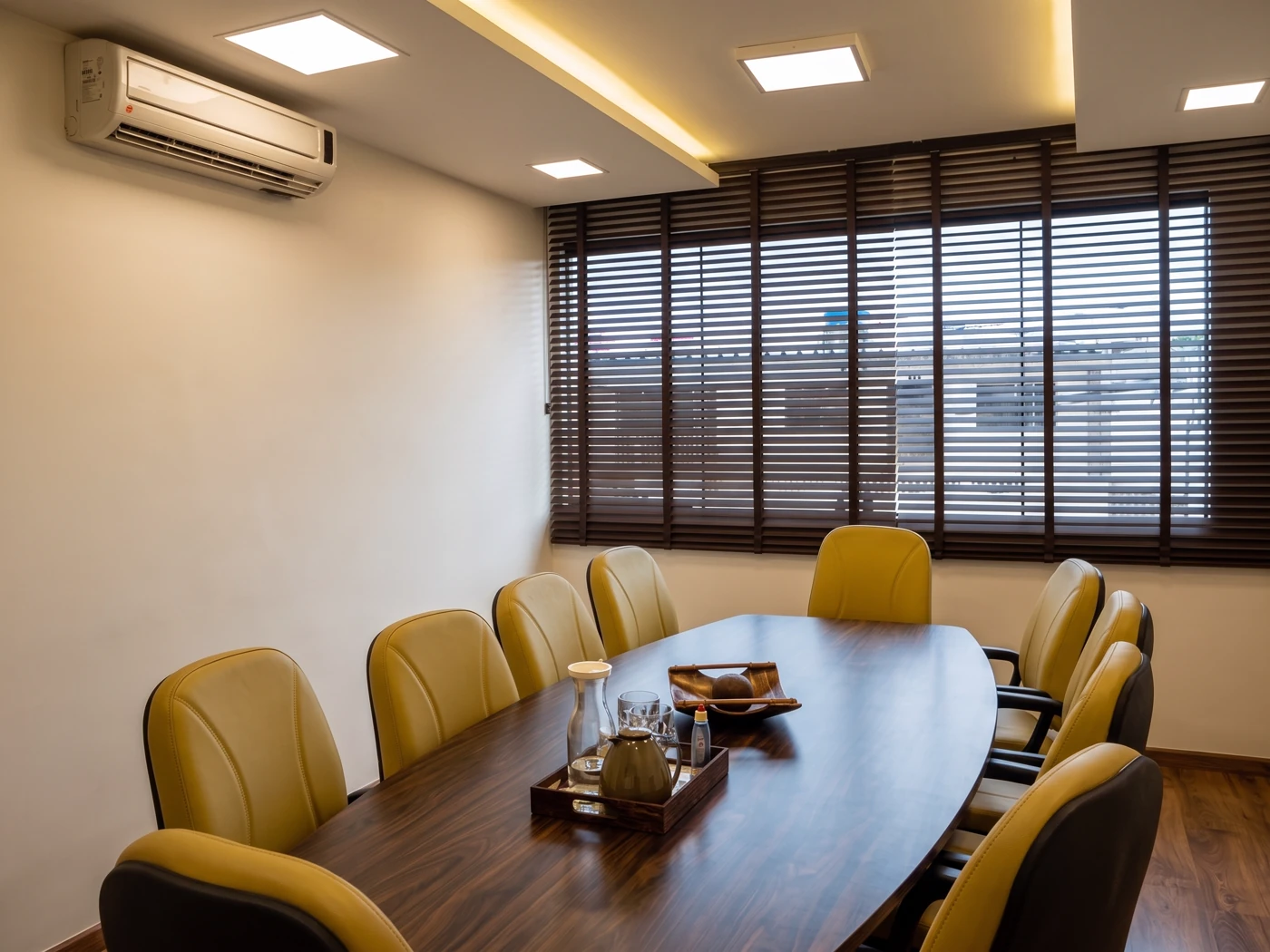 Sala de reunião da unidade Luzia